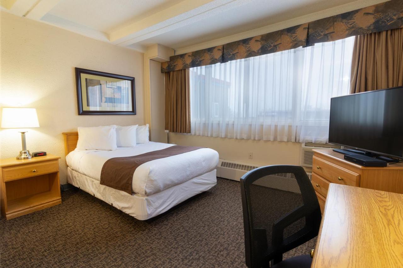 Bcm Inns Fort Mcmurray - Downtown Luaran gambar