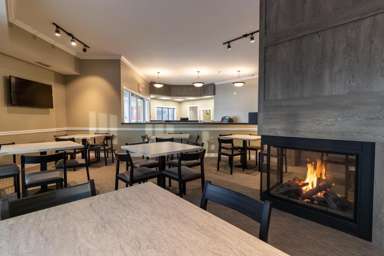 Bcm Inns Fort Mcmurray - Downtown Luaran gambar
