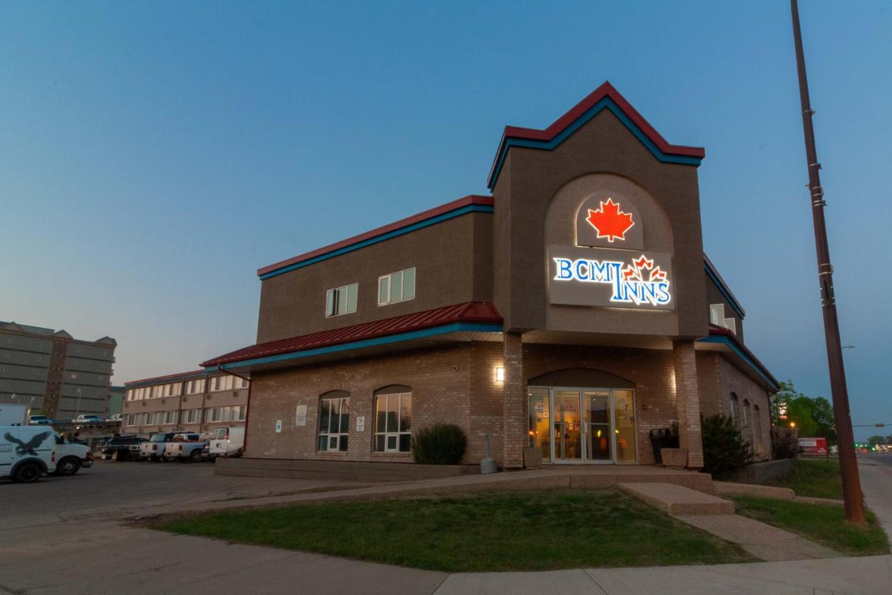 Bcm Inns Fort Mcmurray - Downtown Luaran gambar